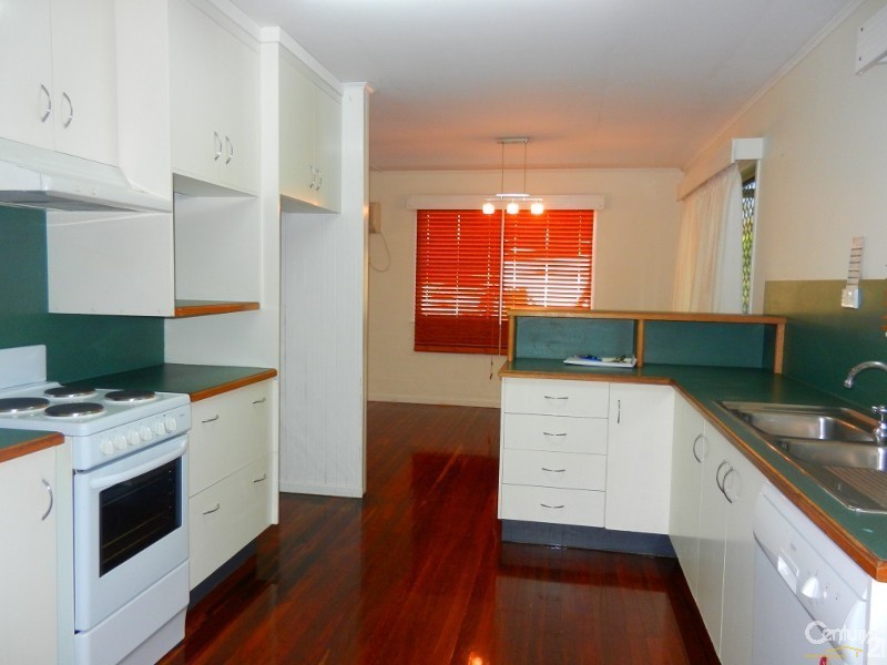 24  Brolga Crescent, Condon QLD 4815