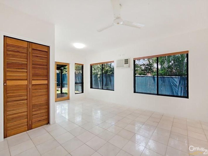 7 Regatta Crescent, Douglas QLD 4814