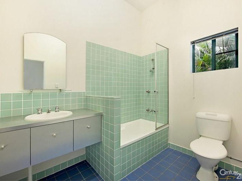 7 Regatta Crescent, Douglas QLD 4814