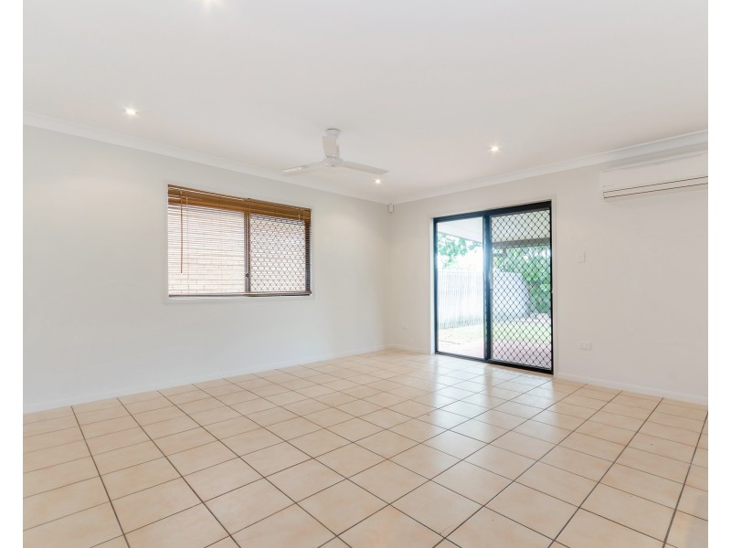 4 Althea Court, Kirwan QLD 4817