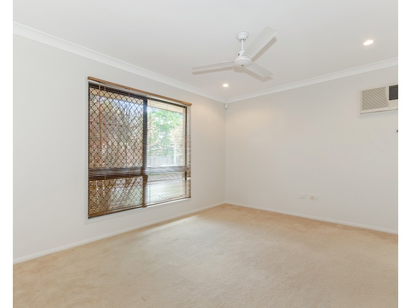 4 Althea Court, Kirwan QLD 4817