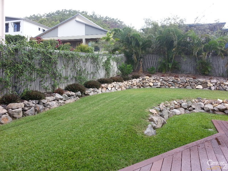 31 Timbury Way, Mount Louisa QLD 4814