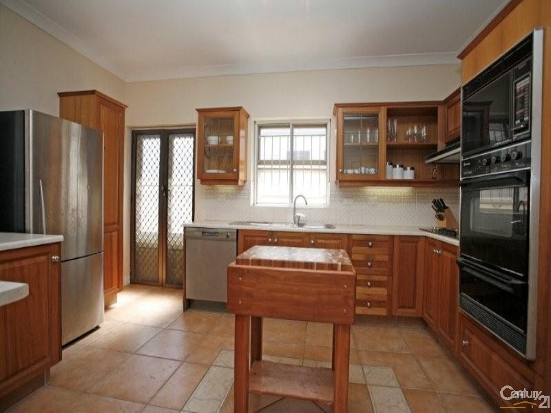 Belgian Gardens QLD 4810