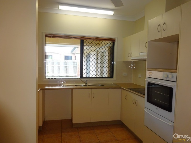 8 Bluelake Court, Kirwan QLD 4817