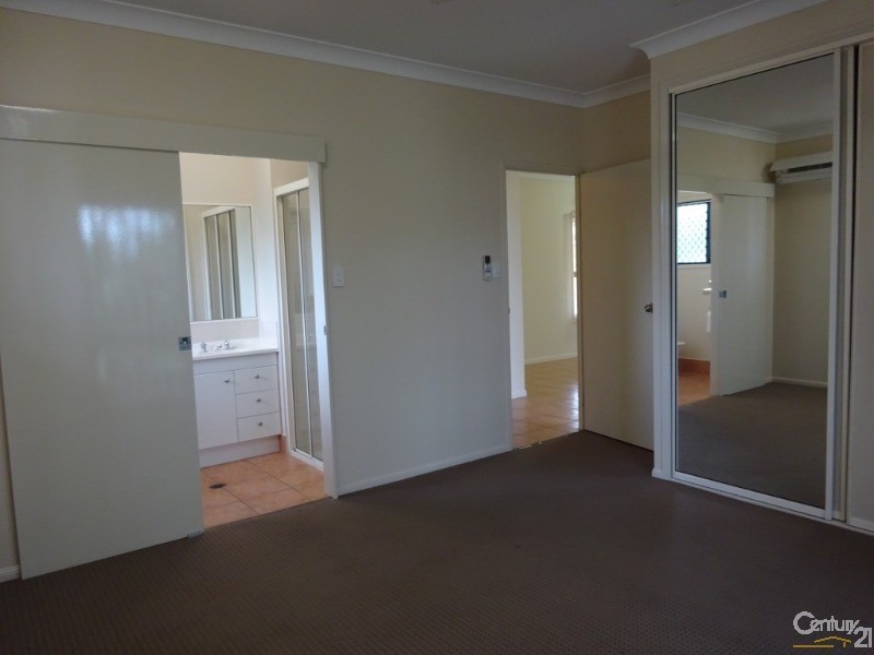 8 Bluelake Court, Kirwan QLD 4817