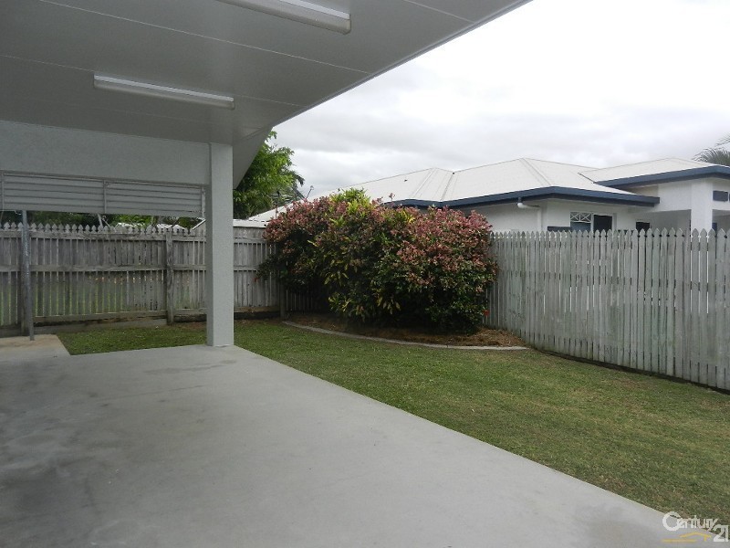 1 Siris Place, Douglas QLD 4814