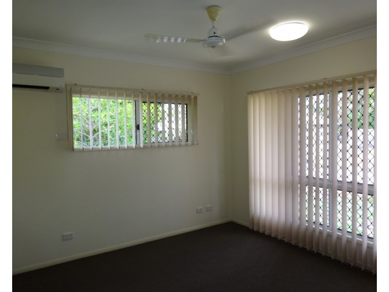 1 Siris Place, Douglas QLD 4814