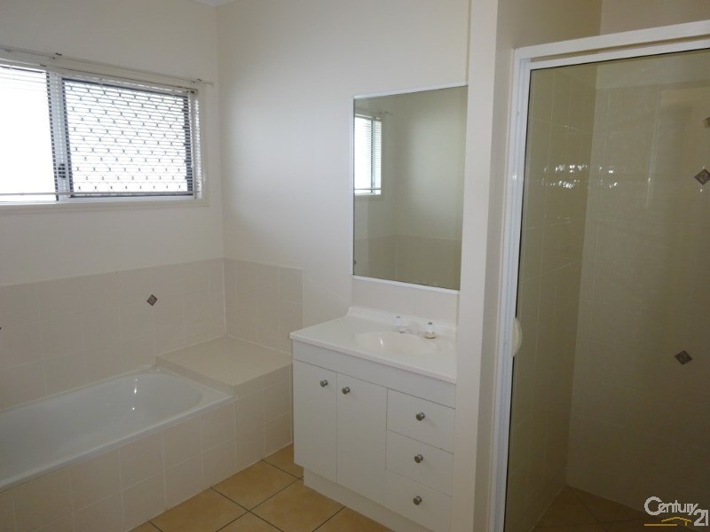 1 Siris Place, Douglas QLD 4814