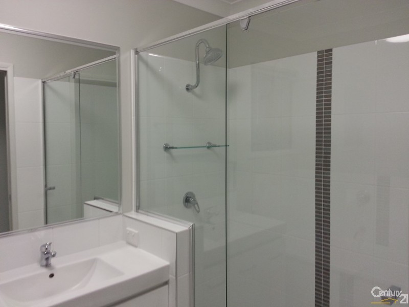 18 Greenbank Pocket, Idalia QLD 4811