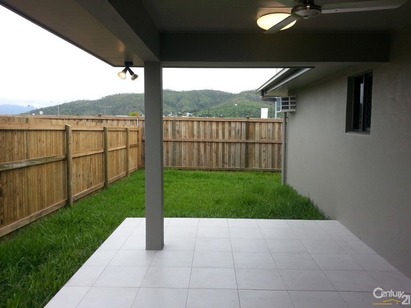 18 Greenbank Pocket, Idalia QLD 4811