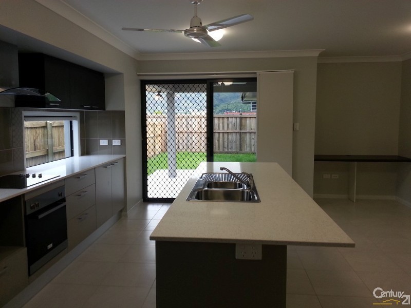 18 Greenbank Pocket, Idalia QLD 4811