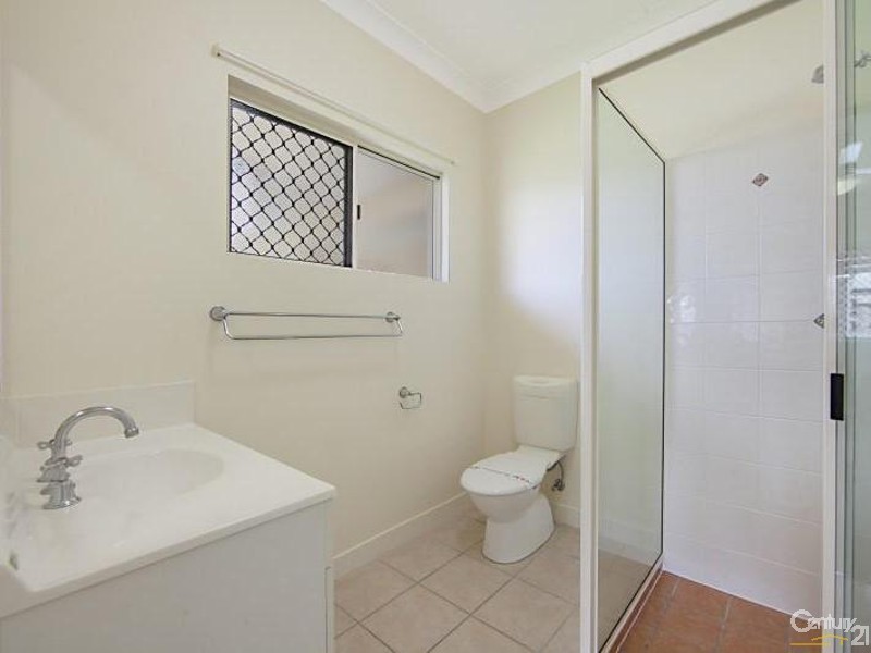 35 Estuary Parade, Douglas QLD 4814