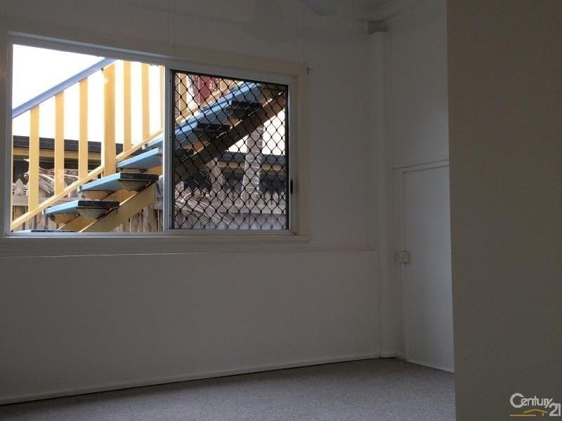 2/130 Francis Street, West End QLD 4810