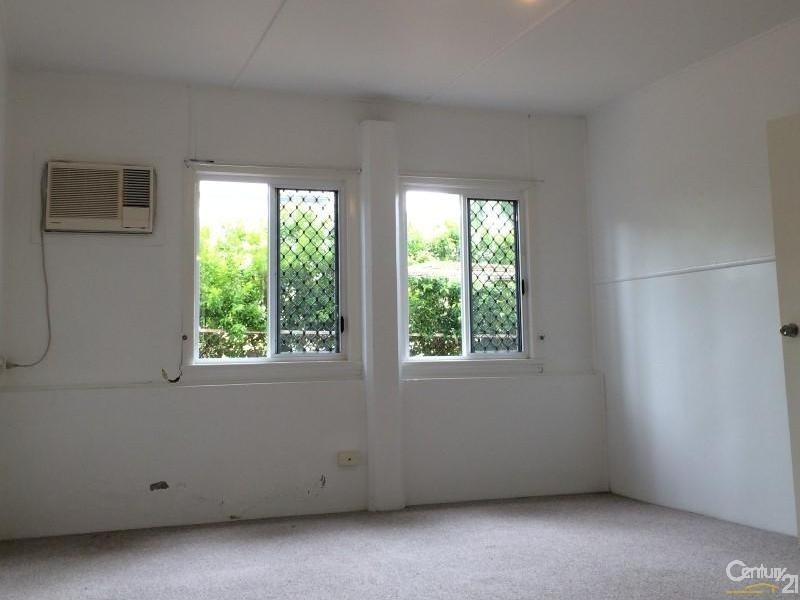 2/130 Francis Street, West End QLD 4810