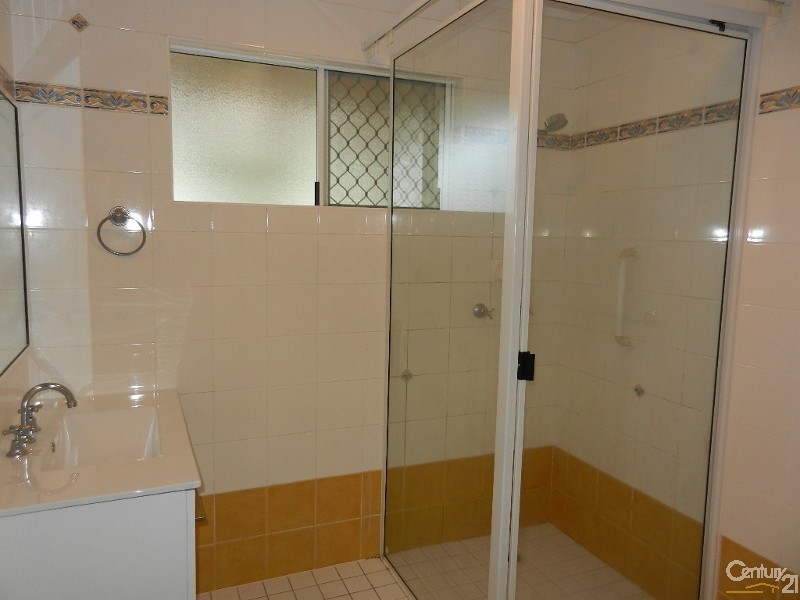 4 Ivy Court, Rasmussen QLD 4815