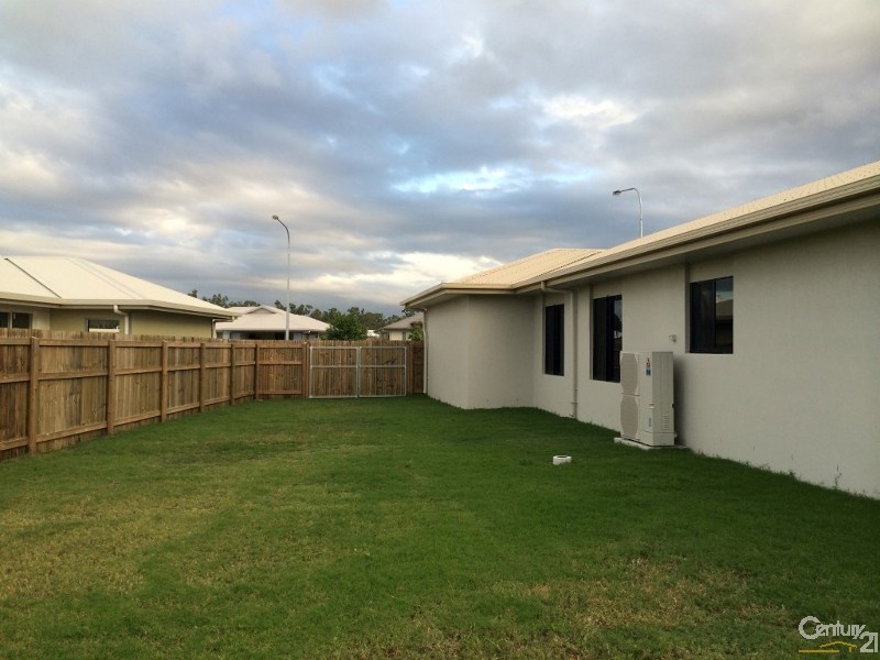 Mount Low QLD 4818