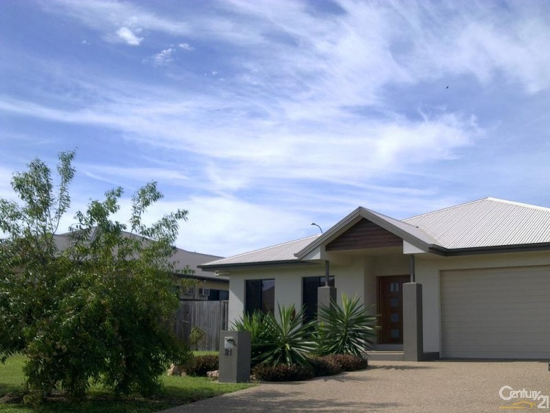 Bushland Beach QLD 4818