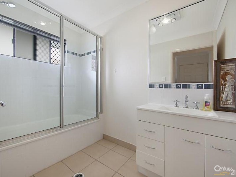 3 Cosette Court, Burdell QLD 4818