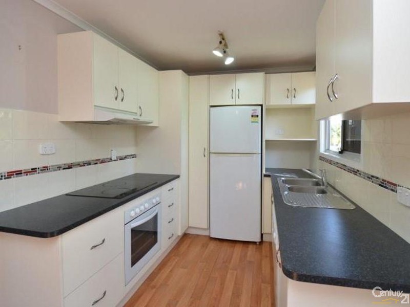 7 Salina Drive, Kelso QLD 4815