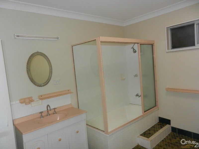 16 Ventura Court, Kirwan QLD 4817