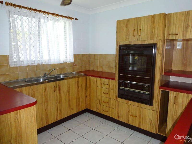 4 Thorburn Court, Kelso QLD 4815