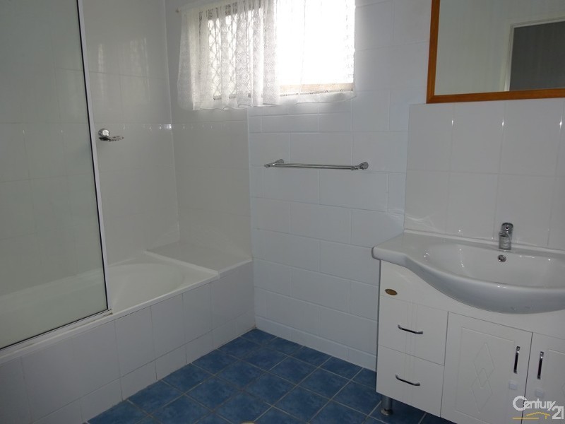 4 Thorburn Court, Kelso QLD 4815