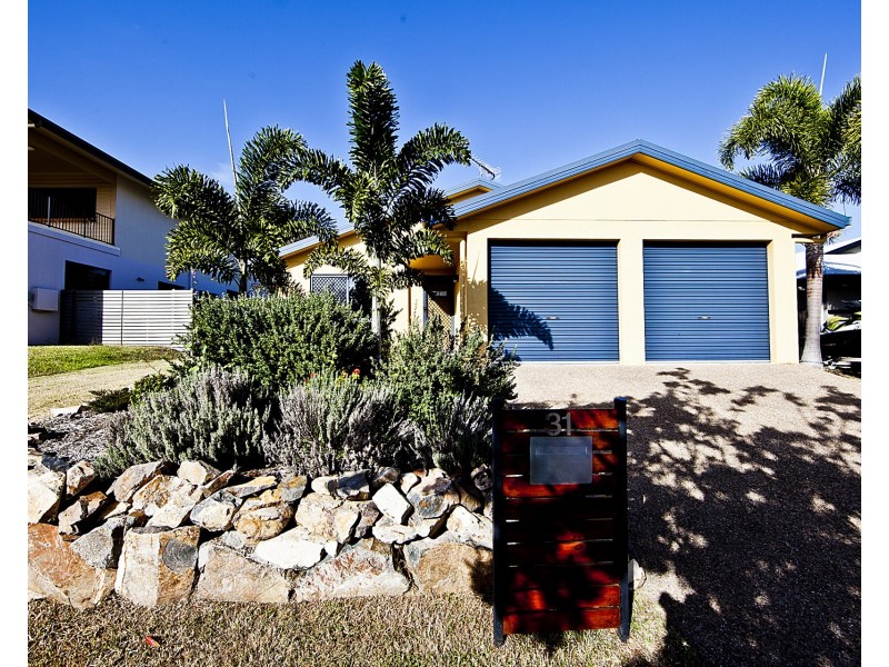 31 Timbury Way, Mount Louisa QLD 4814