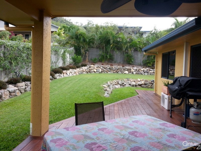 31 Timbury Way, Mount Louisa QLD 4814