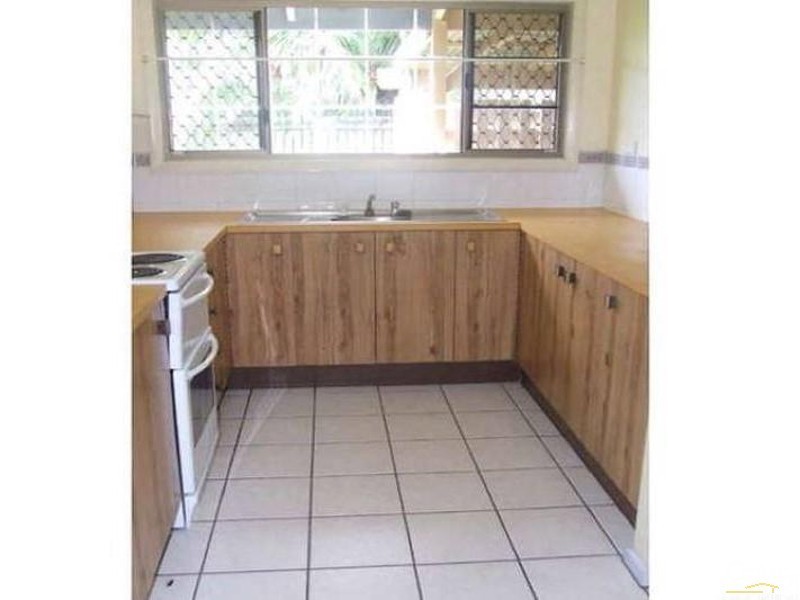 2 Roma Court, Kelso QLD 4815