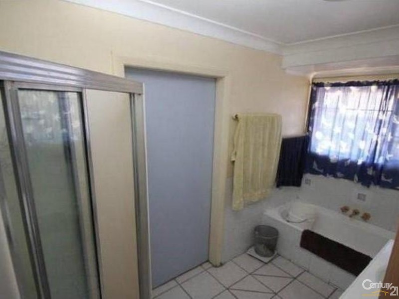 2 Roma Court, Kelso QLD 4815