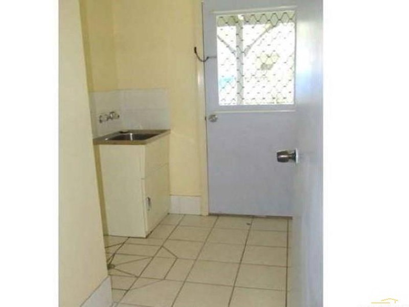 2 Roma Court, Kelso QLD 4815