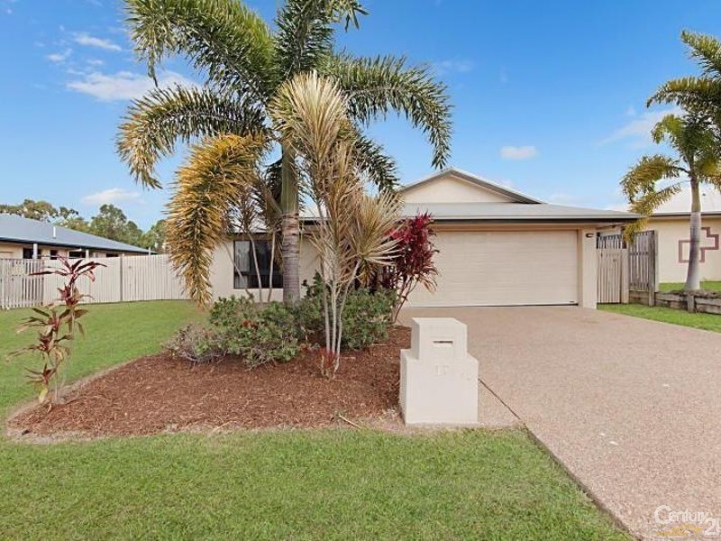 17 Minstrel Court, Bushland Beach QLD 4818