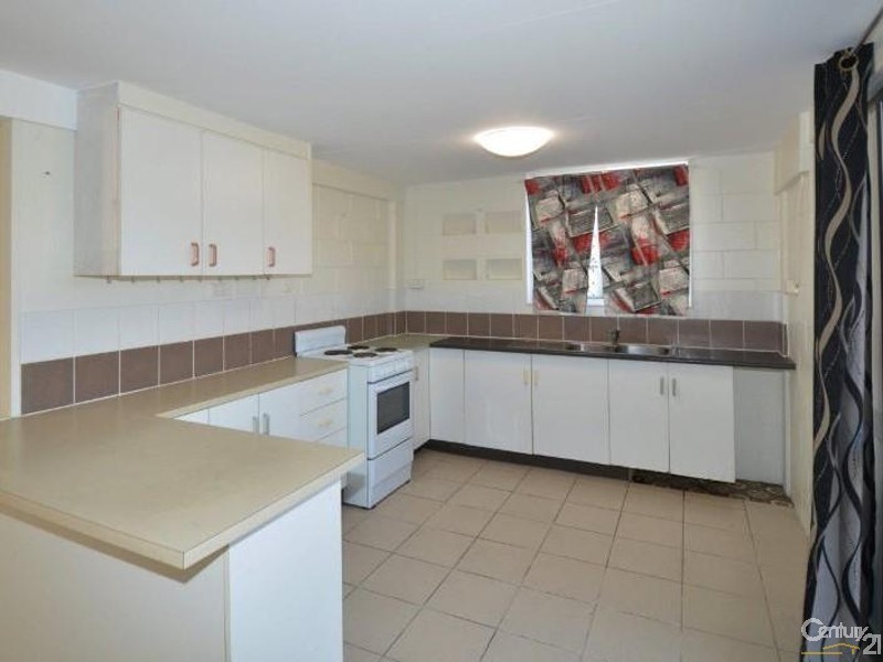 4 Neill Street, Kirwan QLD 4817