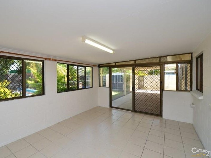 44 Ives Street, Kirwan QLD 4817