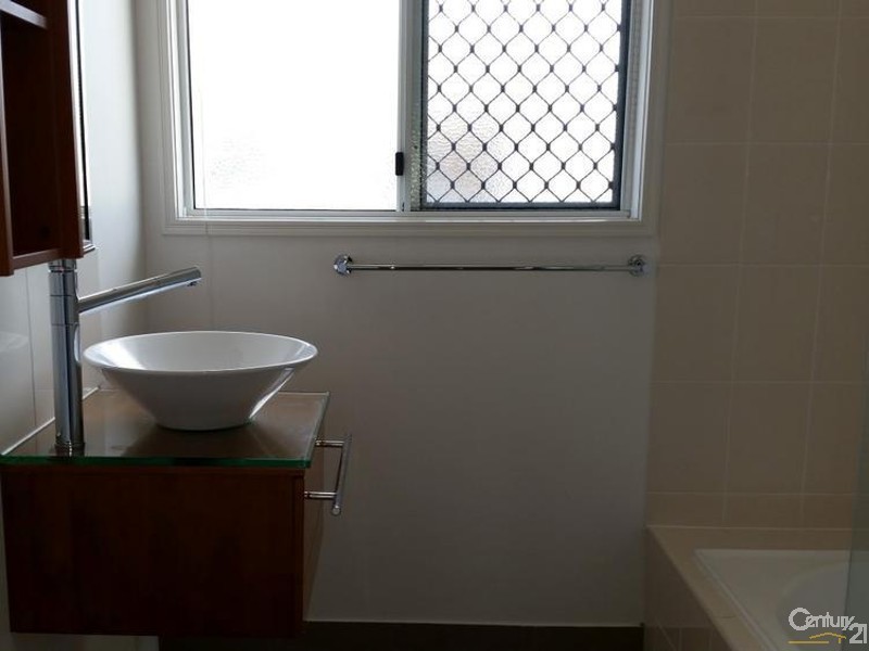 Kirwan QLD 4817