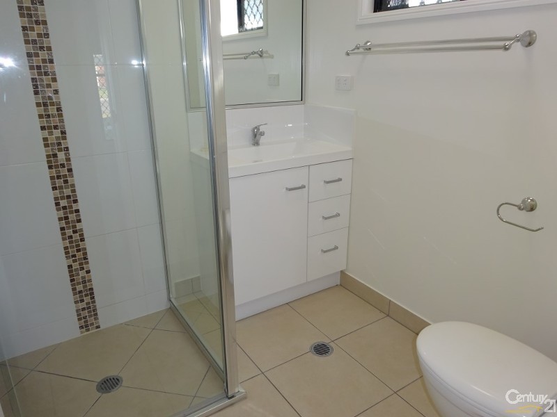 81 Riveredge Boulevard, Oonoonba QLD 4811