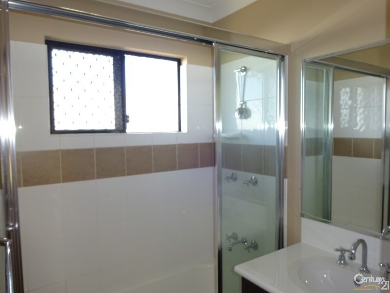 11 Montana Street, Deeragun QLD 4818