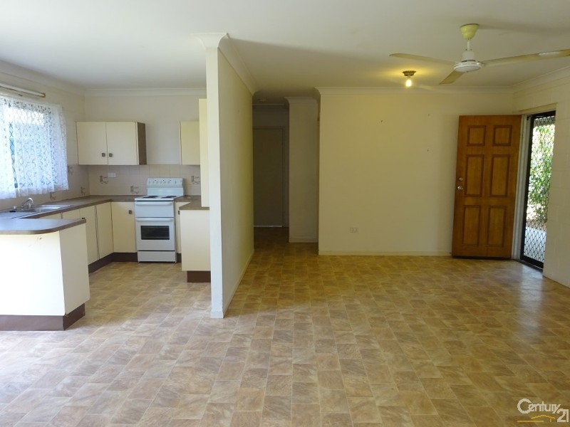 22 Bernarra Court, Rasmussen QLD 4815