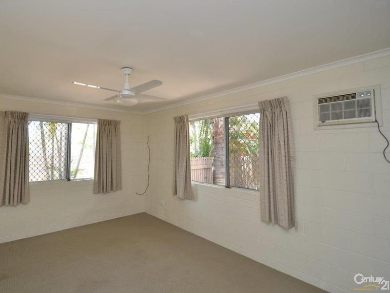 8 Sonia Street, Rasmussen QLD 4815