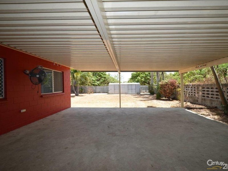 8 Sonia Street, Rasmussen QLD 4815