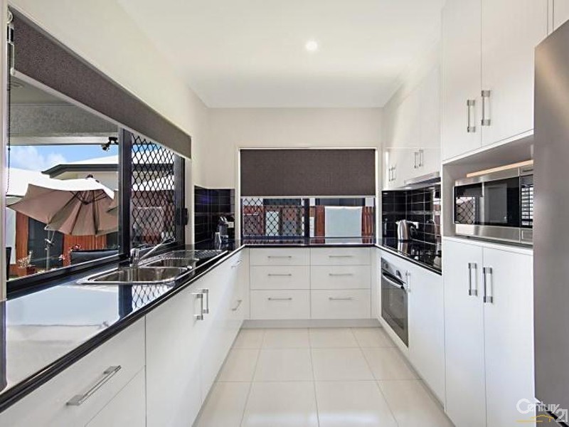 5 Stockton Elbow, Mount Louisa QLD 4814