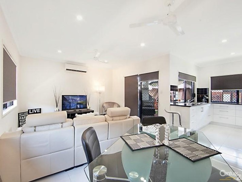 5 Stockton Elbow, Mount Louisa QLD 4814