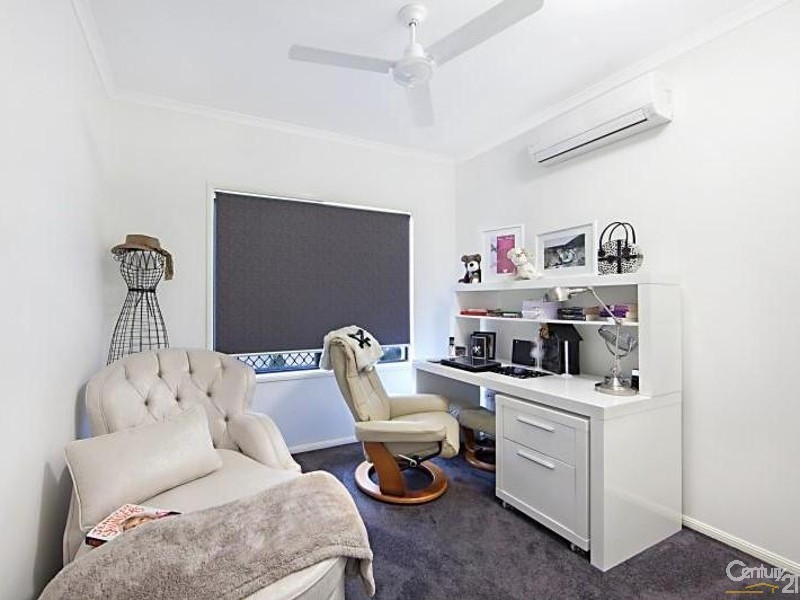 5 Stockton Elbow, Mount Louisa QLD 4814