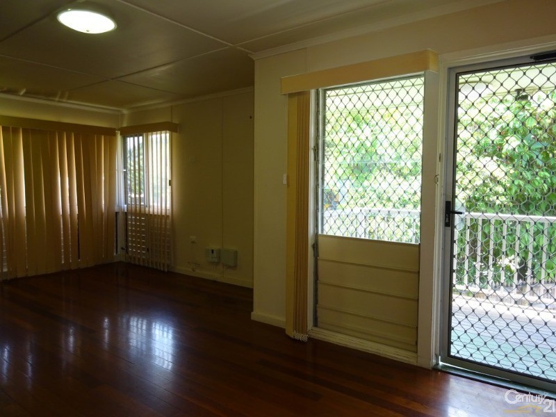 11 Kenealy Street, Aitkenvale QLD 4814