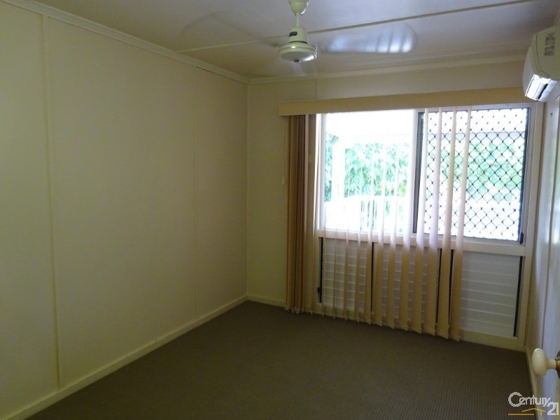 11 Kenealy Street, Aitkenvale QLD 4814