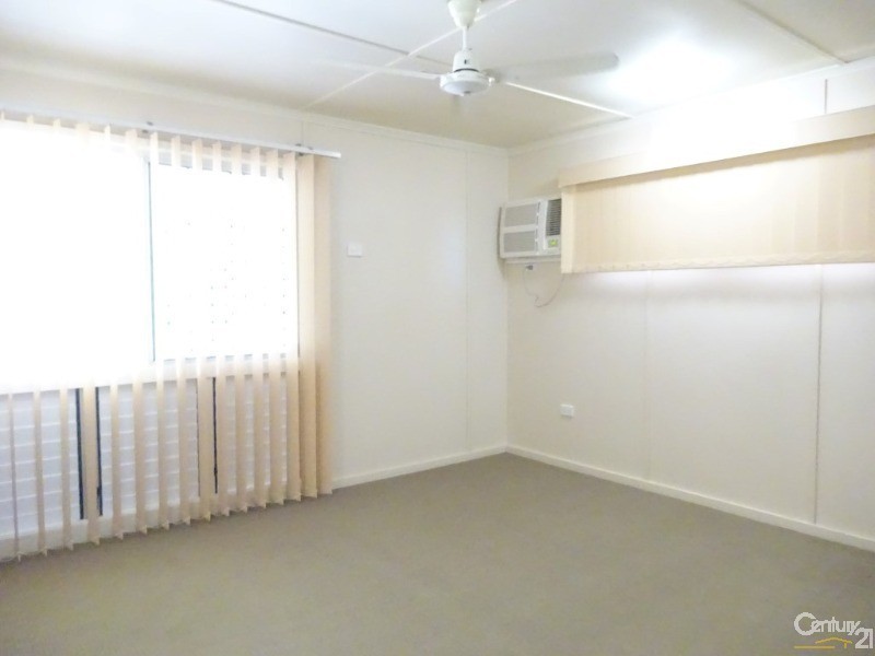 11 Kenealy Street, Aitkenvale QLD 4814