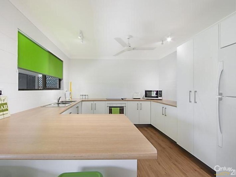 30 Cobham Crescent, Kirwan QLD 4817