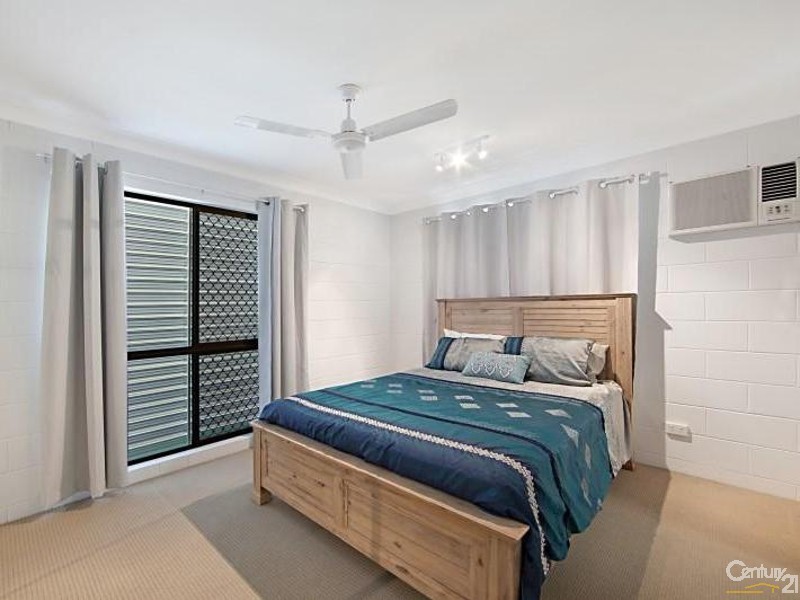 30 Cobham Crescent, Kirwan QLD 4817