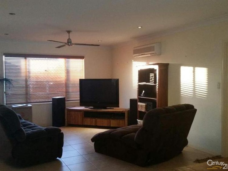 14 St Albans Road, Mount Louisa QLD 4814