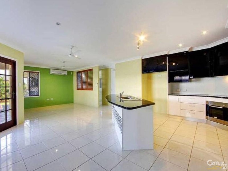 8 Bell Miner Way, Bohle Plains QLD 4817